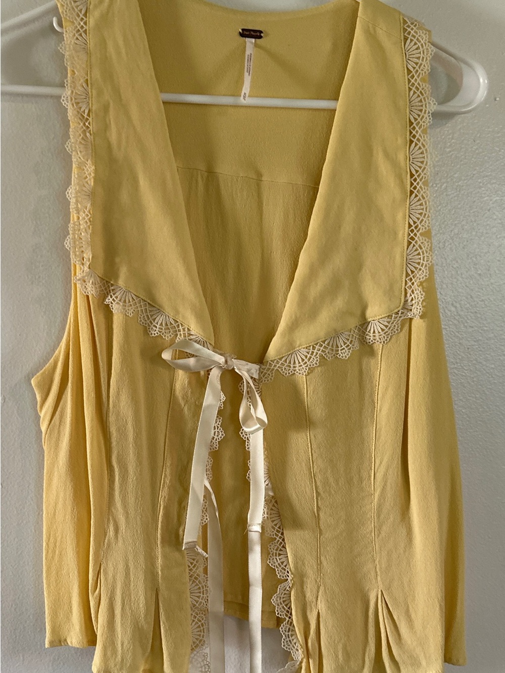 Free People Pale Yellow Lace-Trim Sleeveless Vest NWOT